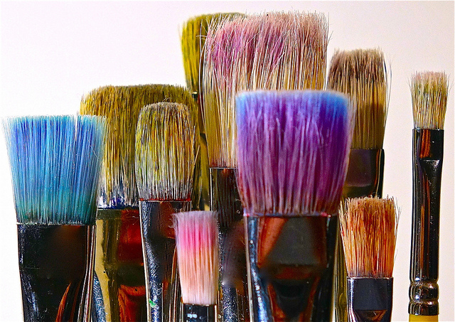 颜料颜色分析：保护世代的艺术